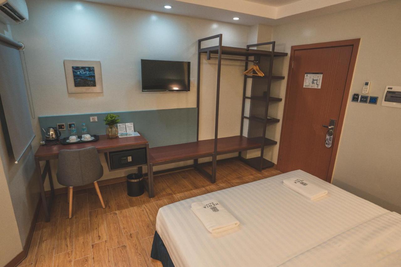 Henia Hotel Dumaguete City Екстер'єр фото